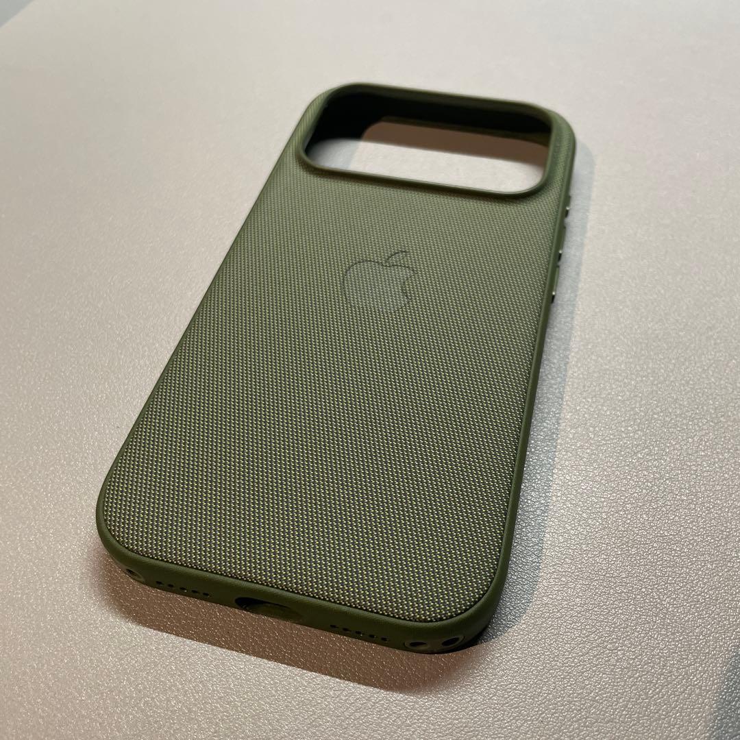 iPhone 17 Pro Tech Woven Case オリーブグリーン