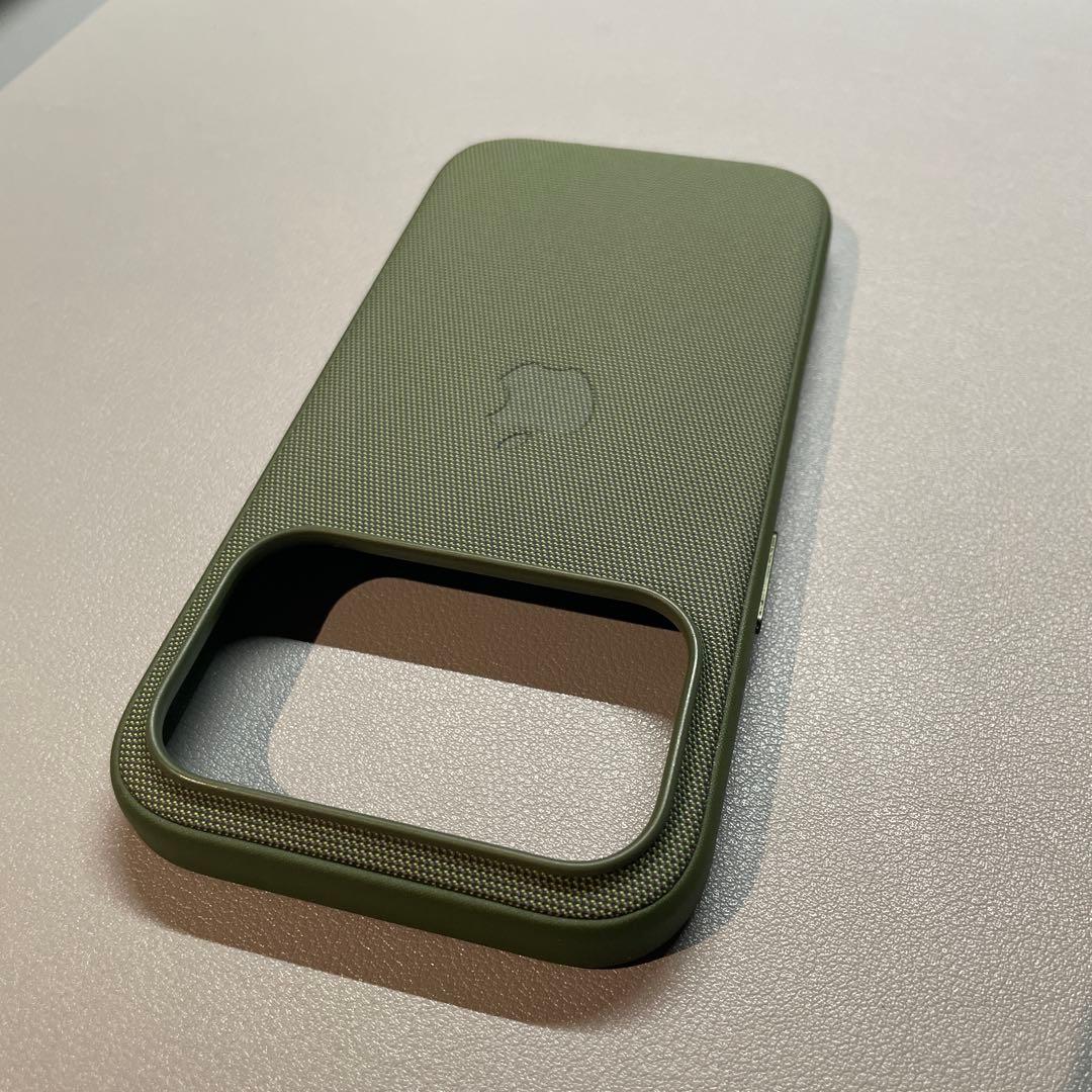 iPhone 17 Pro Tech Woven Case オリーブグリーン