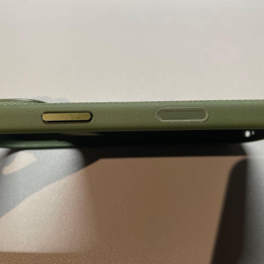 iPhone 17 Pro Tech Woven Case オリーブグリーン