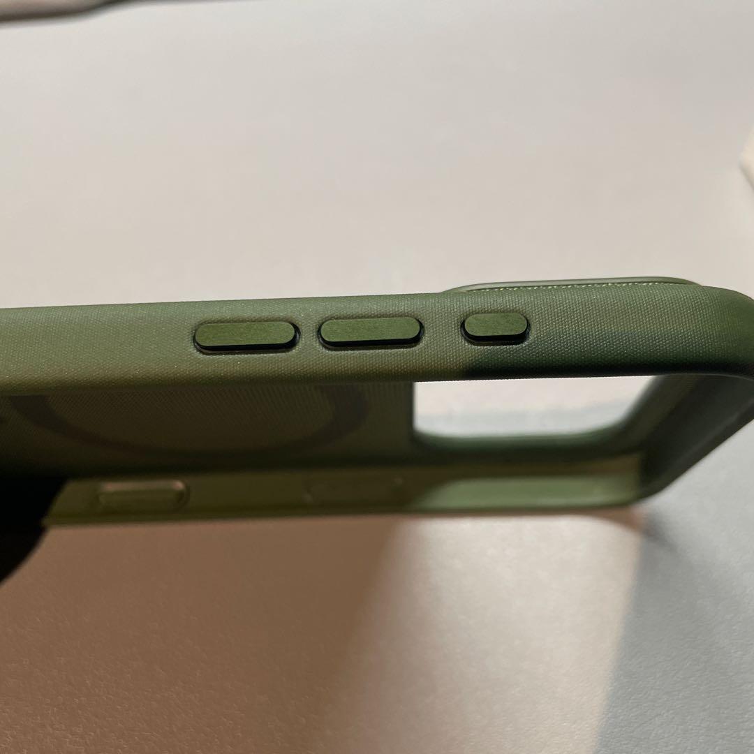 iPhone 17 Pro Tech Woven Case オリーブグリーン