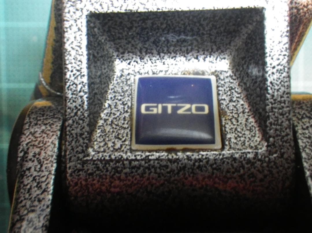 ジッツォ GITZO カメラ三脚用雲台 (型番G1372) 水準器付　★値下げ！