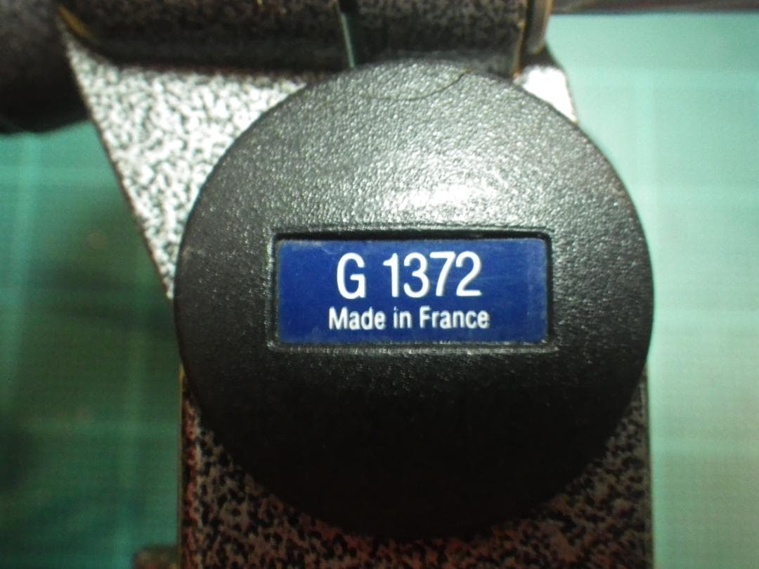 ジッツォ GITZO カメラ三脚用雲台 (型番G1372) 水準器付　★値下げ！