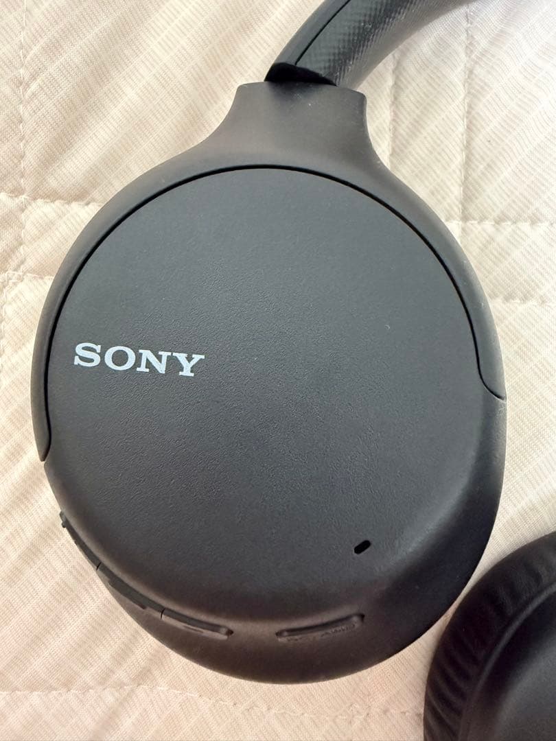 SONY ワイヤレスヘッドホン ノイズキャンセリング　WH-CH710N