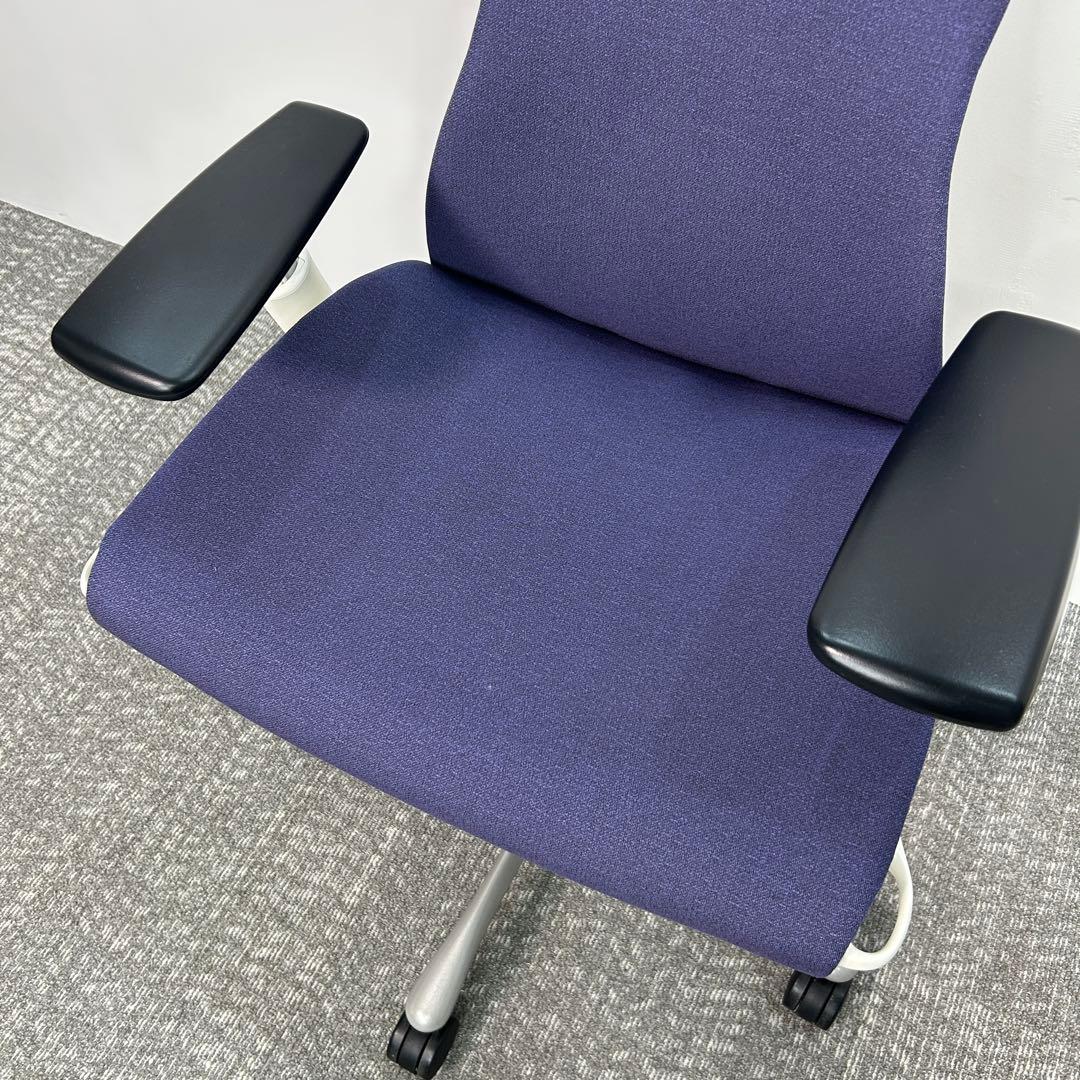 2014年製　エンボディチェア 最高級 ハーマンミラー Embody