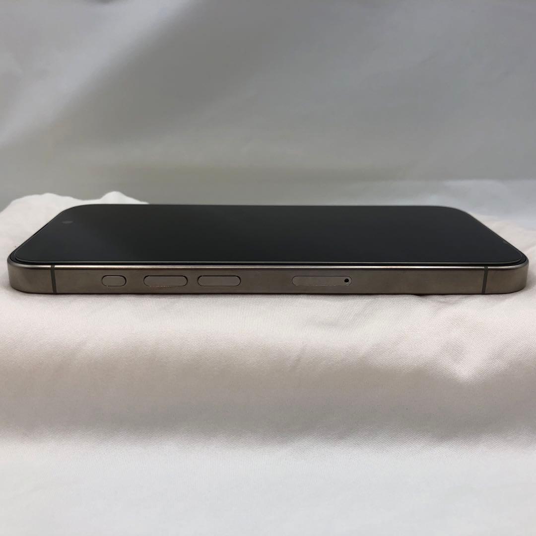 完品 Apple iPhone 15 Pro 128GB ナチュラルチタニウム