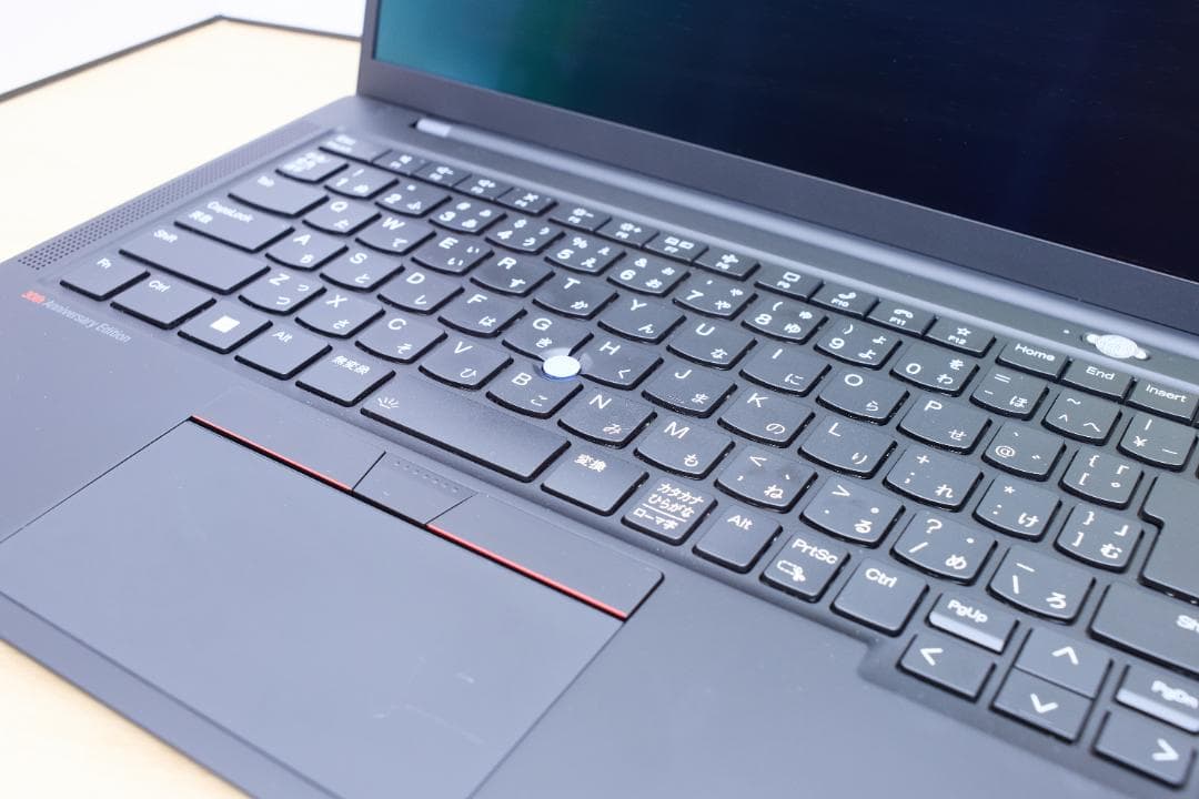 【美品】ThinkPad X1 Carbon Gen 10 30周年記念限定版