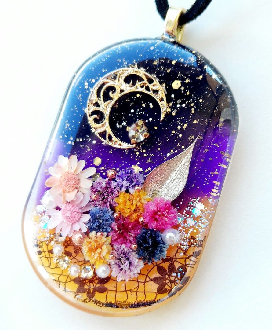 【1307】レジン　ハロウィン　ネックレス　ペンダント　ハンドメイド