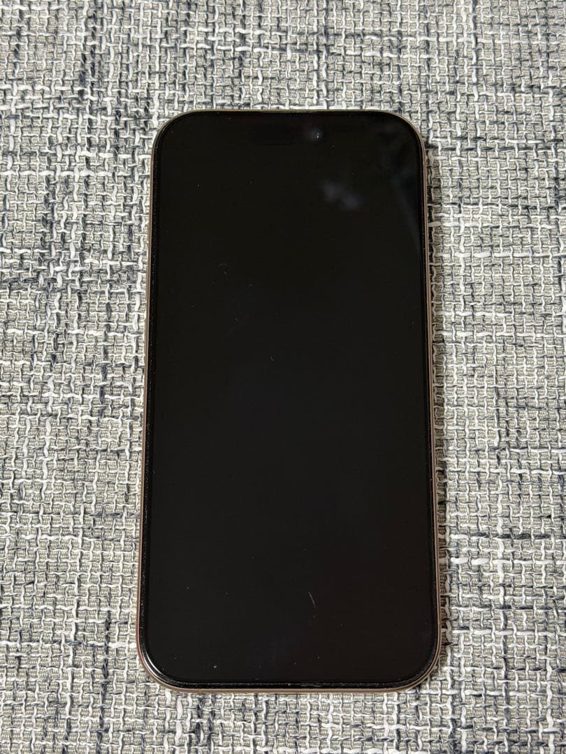 ゆ*こ様 iPhone 16 Pro デザートチタニウム　128GB