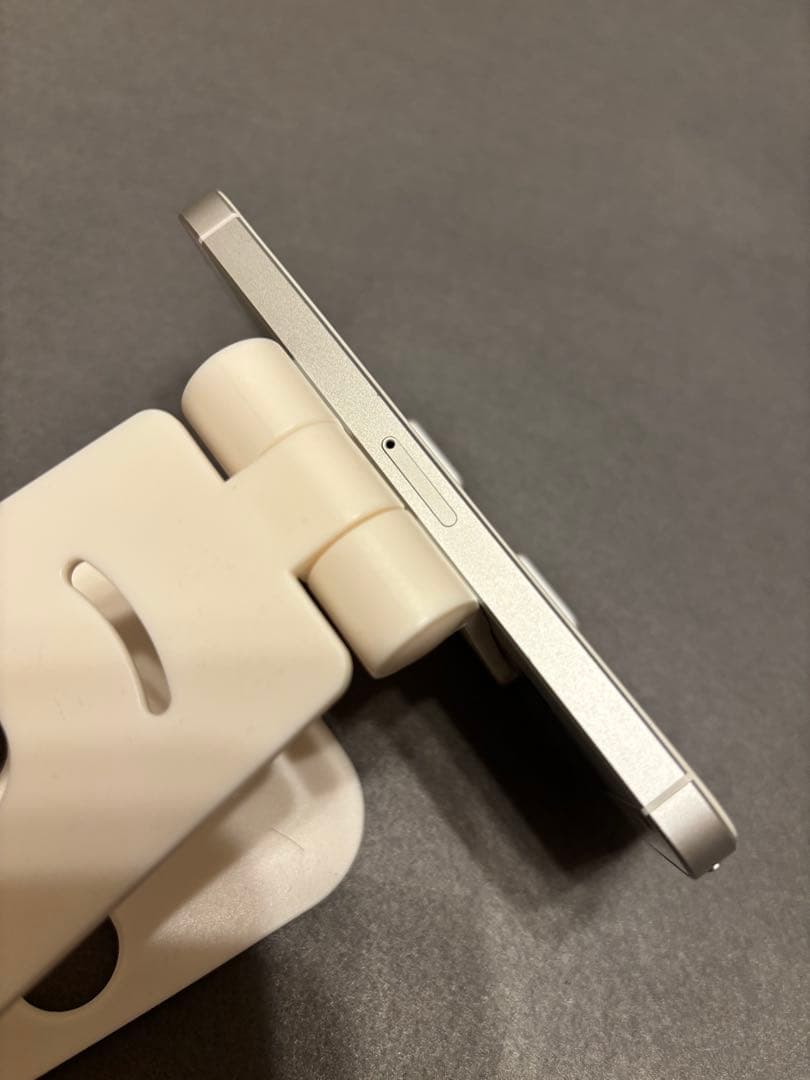 [美品]iPhone SE(第1世代) 32GB バッテリー93% SIMフリー