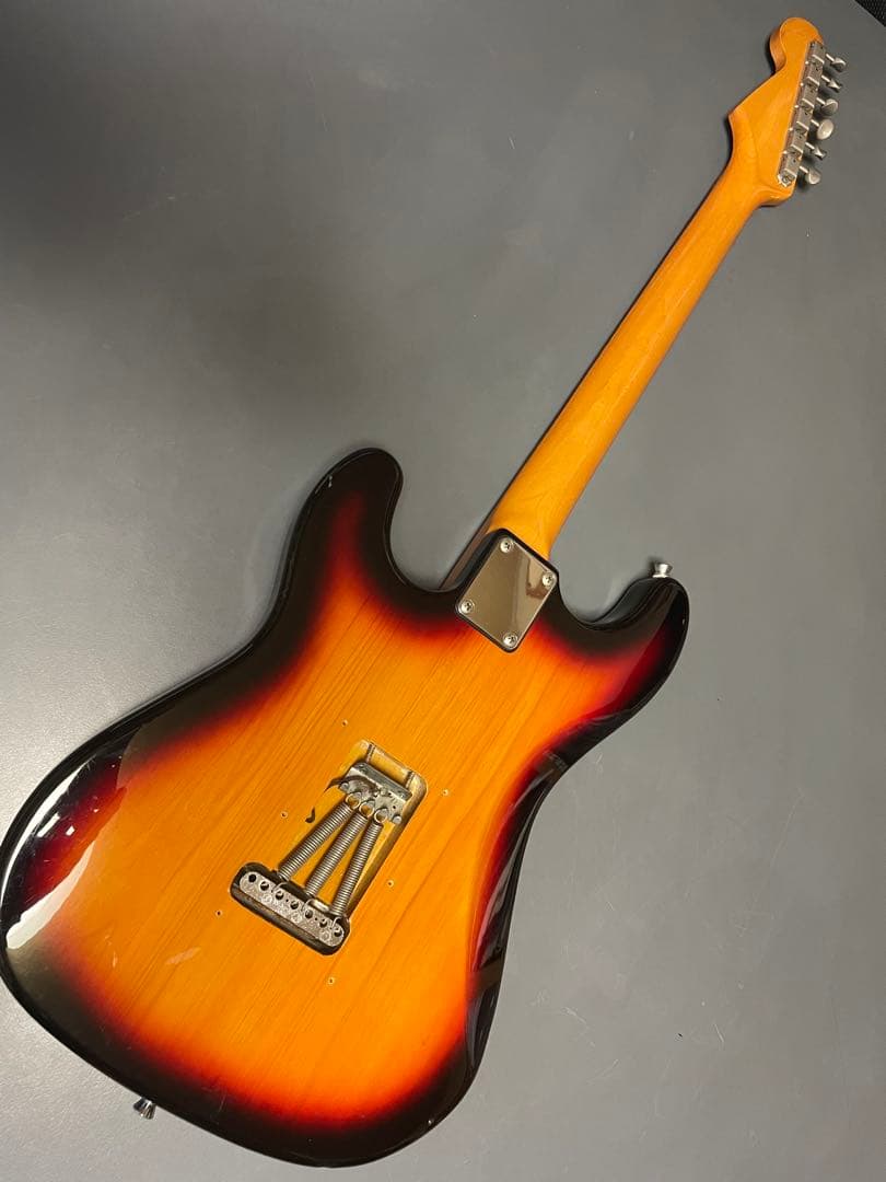 ノーブランド　ストラト　Gotohピックアップ