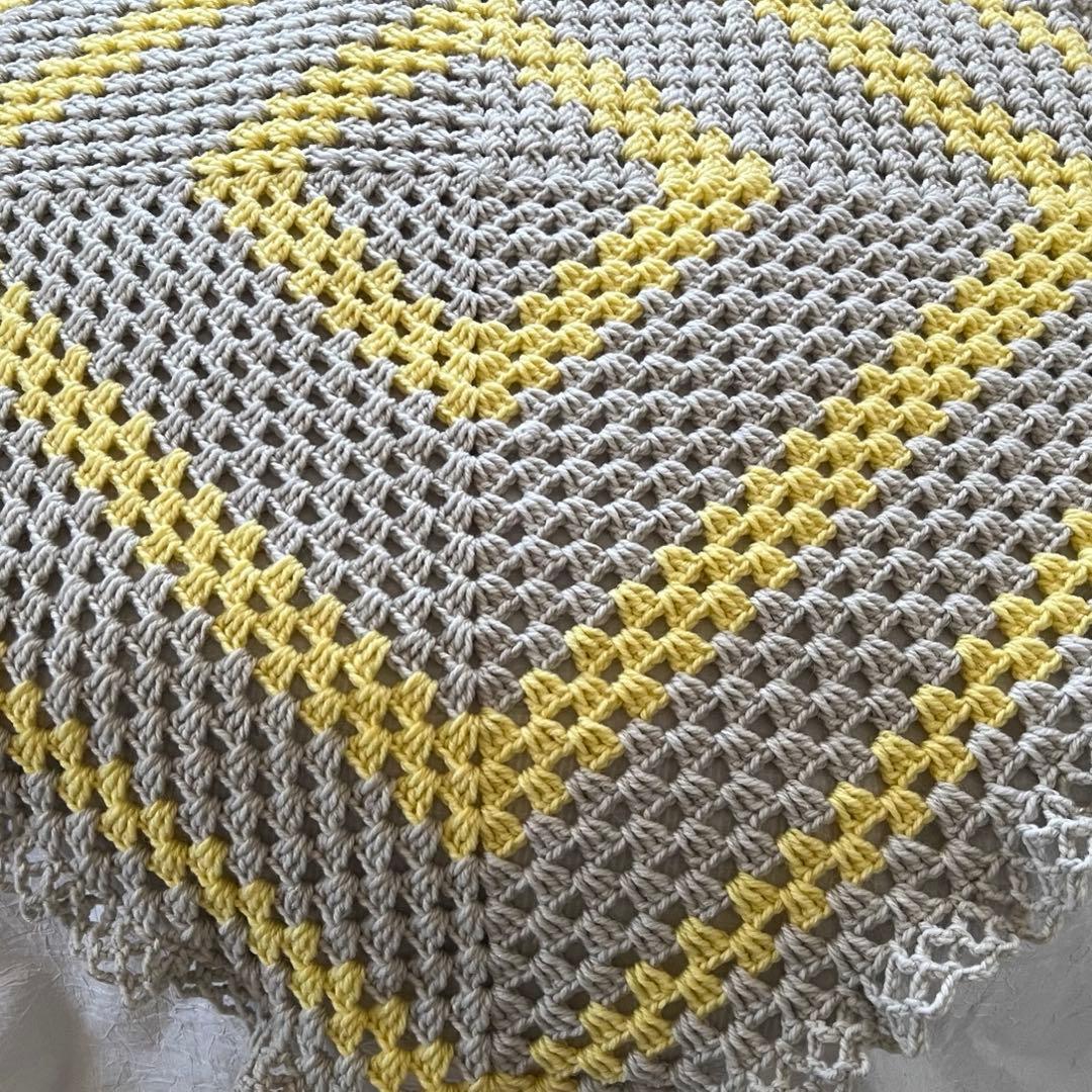 ハンドメイド かぎ針編み ブランケット マルチカバー グラニースクエア 北欧