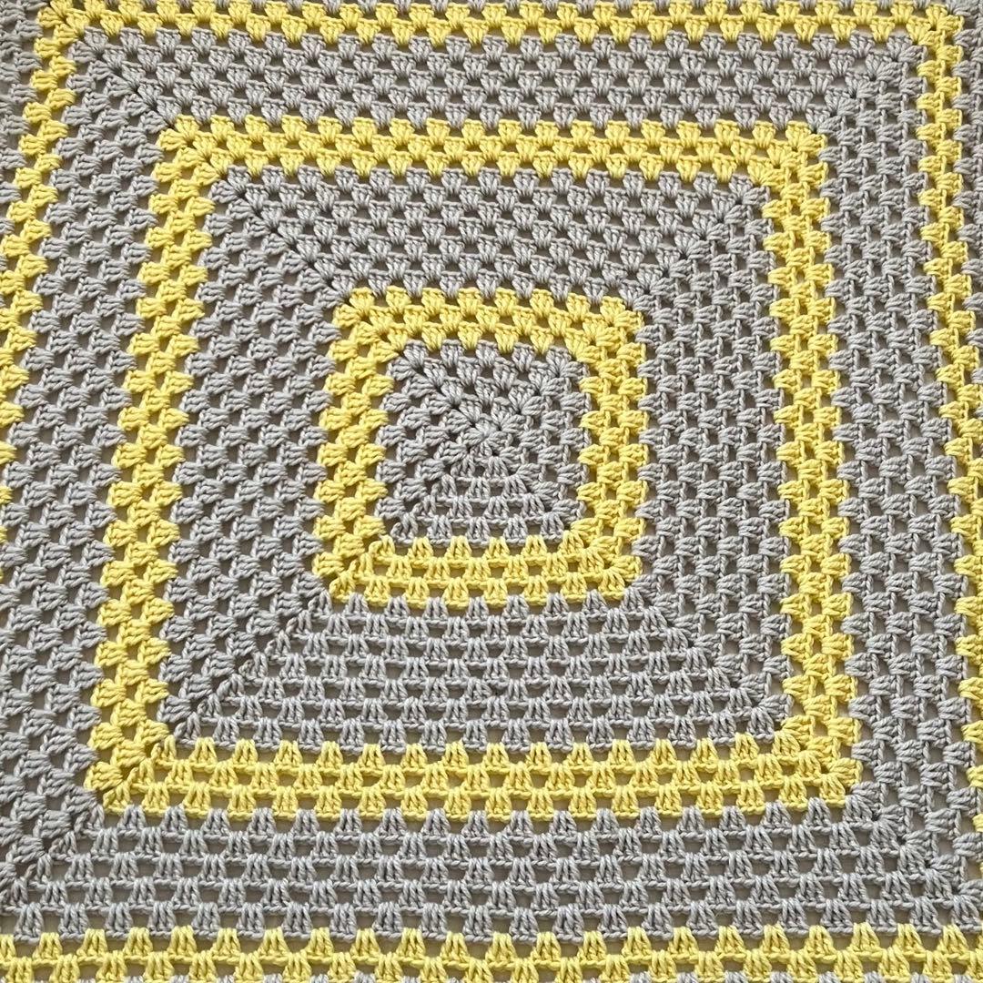 ハンドメイド かぎ針編み ブランケット マルチカバー グラニースクエア 北欧