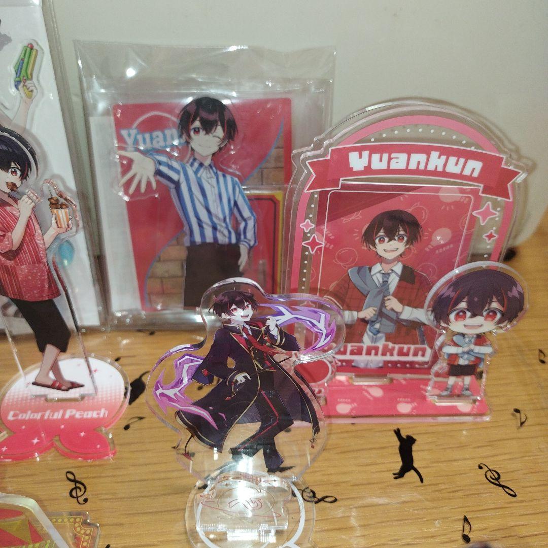 カラフルピーチ　ゆあんくん　アクスタ　まとめ売り　ぱらぴち　魔法学園　ぷぴぱ