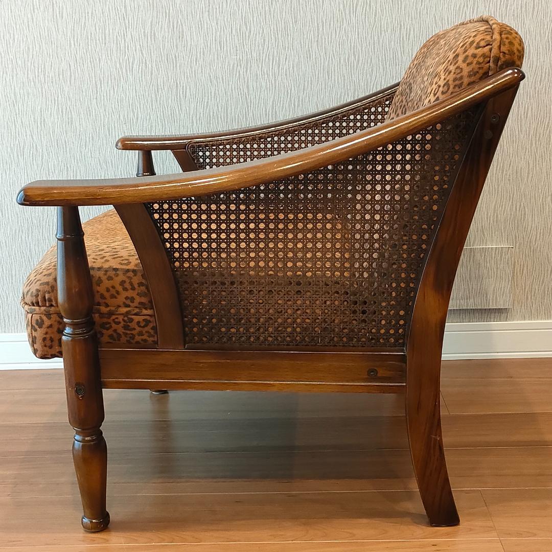 〈希少〉　カリモク　アームチェア　一人掛けソファ　ヒョウ　カゴメ①