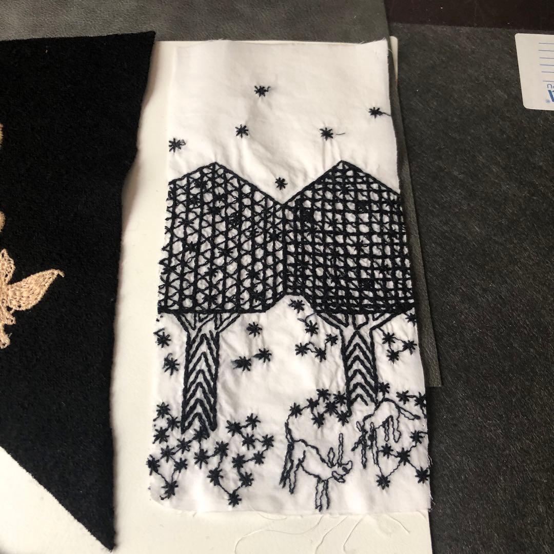 刺繍柄ハギレ/ミナペルホネン