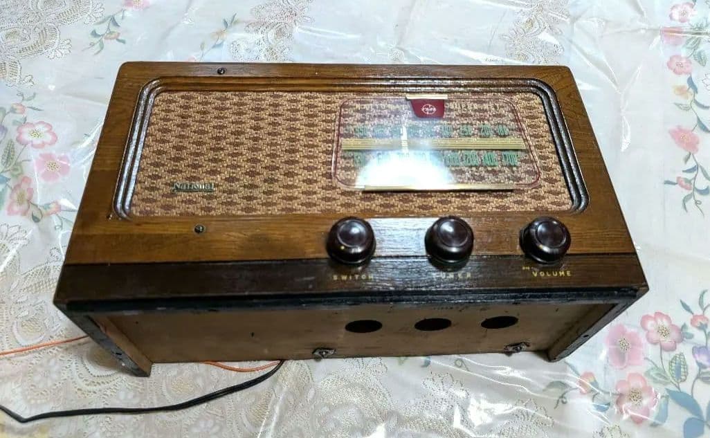 美品ナショナル真空管ラジオbluetooth付