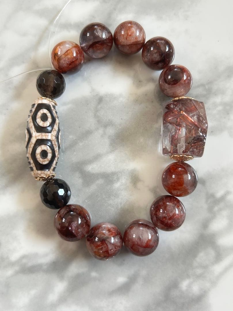 龍眼天珠、レッドルチルクォーツ、ファイアクォーツ、スモーキークォーツのブレスレッ