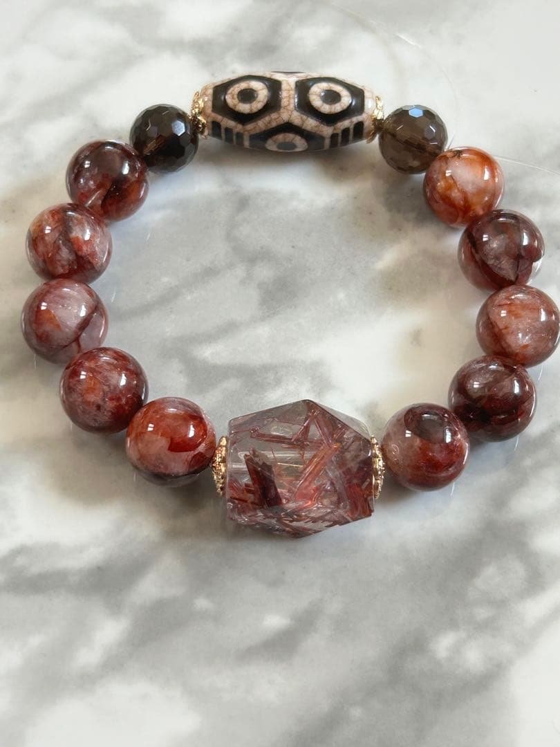 龍眼天珠、レッドルチルクォーツ、ファイアクォーツ、スモーキークォーツのブレスレッ