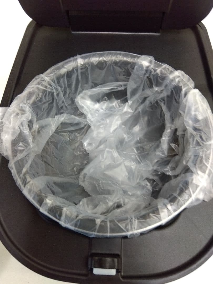 未使用 アイリスオーヤマ IH炊飯器 BLRC-IE30-B 3合 ブラック