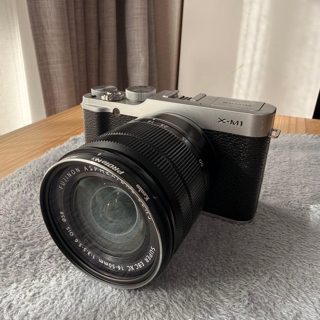 Fujifilm X-M1 16-50mm レンズセット