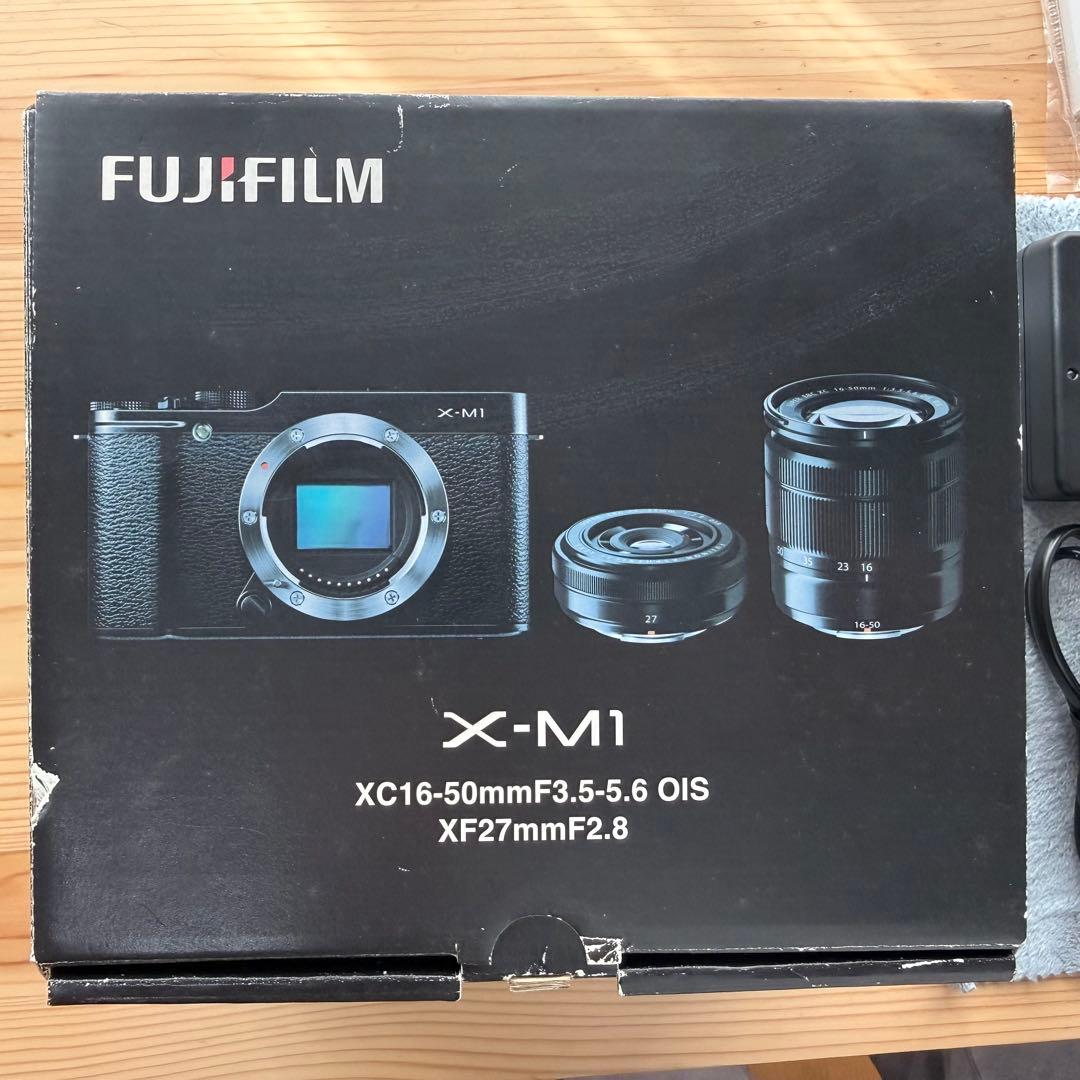Fujifilm X-M1 16-50mm レンズセット