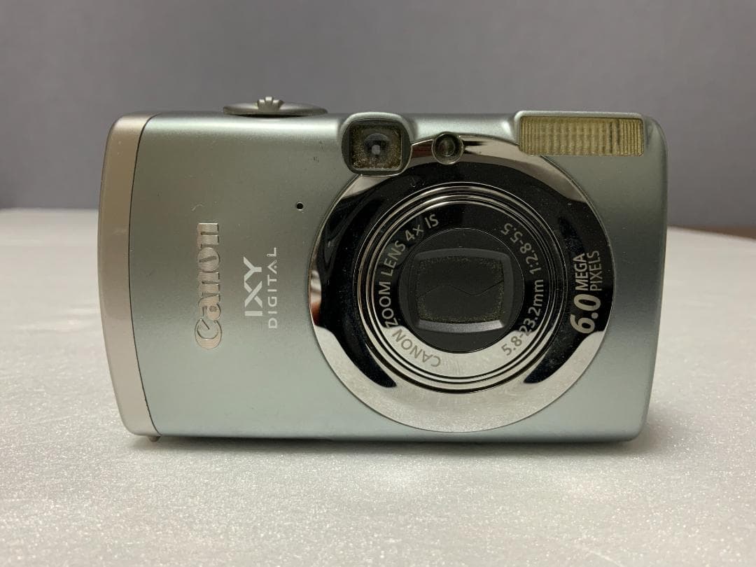 Canon IXY DIGITAL 800 IS シルバー