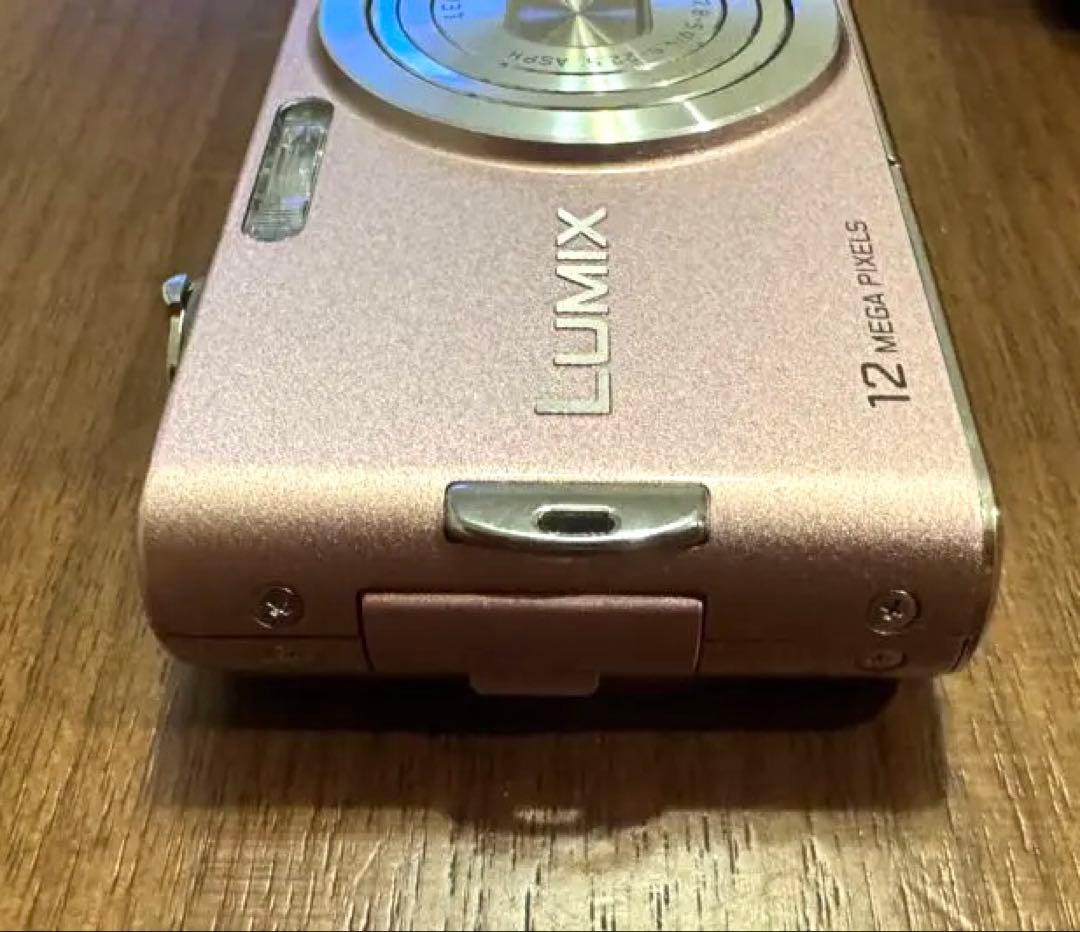 LUMIX Panasonic DMC-FX60 パナソニック　デジカメ