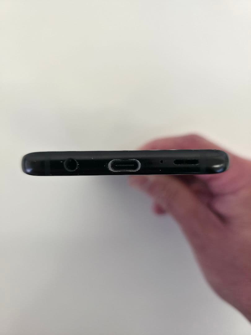 Samsung Galaxy S9+ ブラック 本体