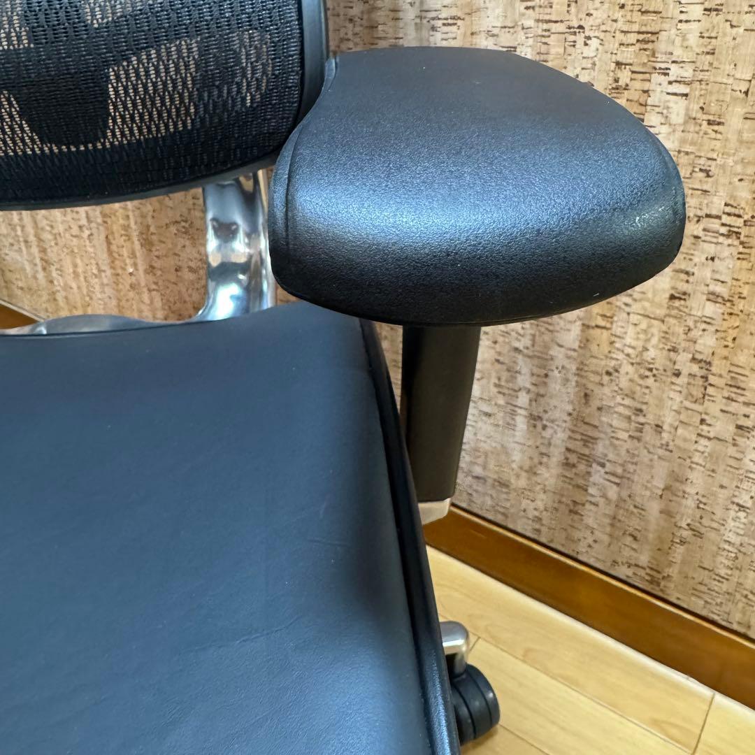 美品座面革張りErgohuman エルゴヒューマン ベーシック JOIFA802