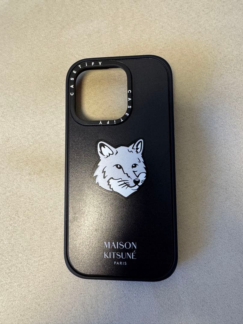 MAISON KITSUNE iPhone 15proケース
