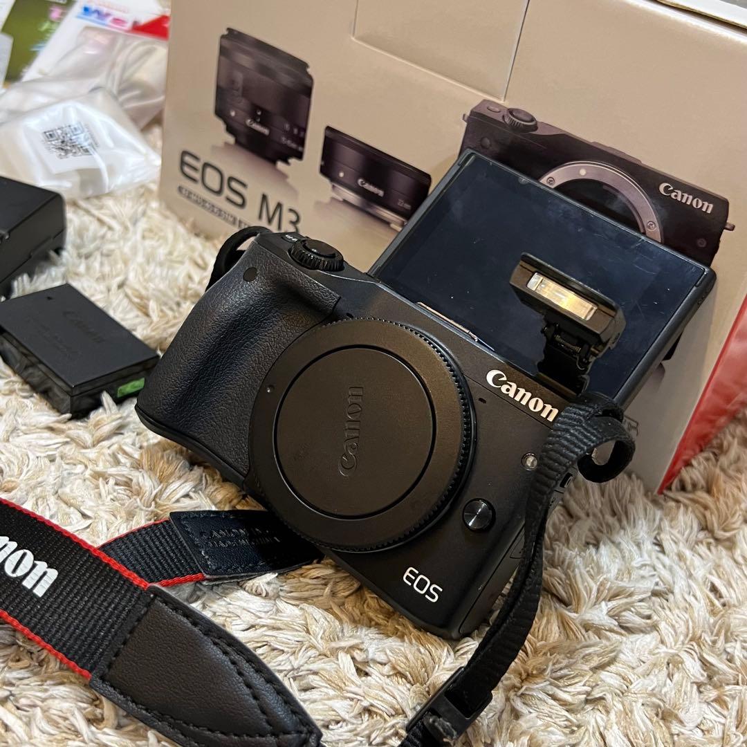Canon EOS M3 ミラーレス一眼 2本レンズ付き