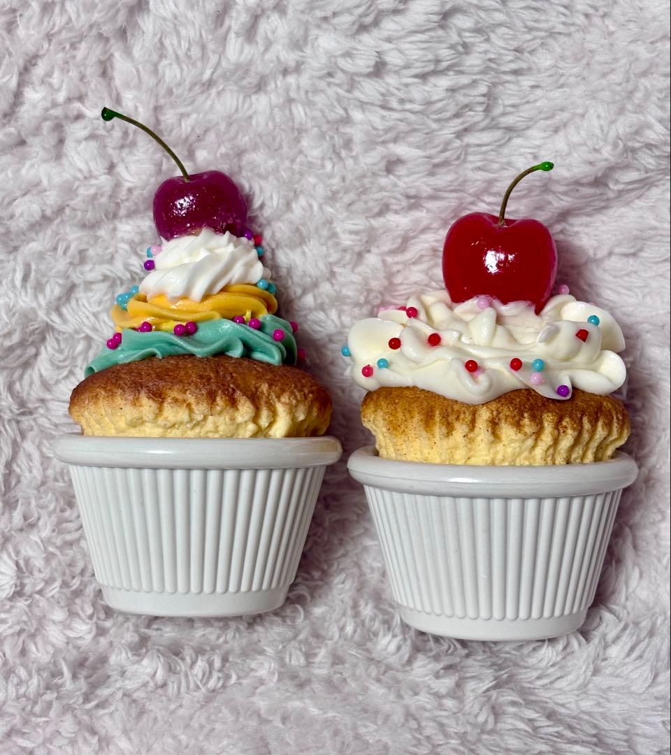 クラシックカップケーキの小物入れ　LINDA TOKYO製