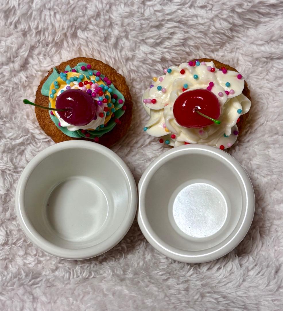 クラシックカップケーキの小物入れ　LINDA TOKYO製