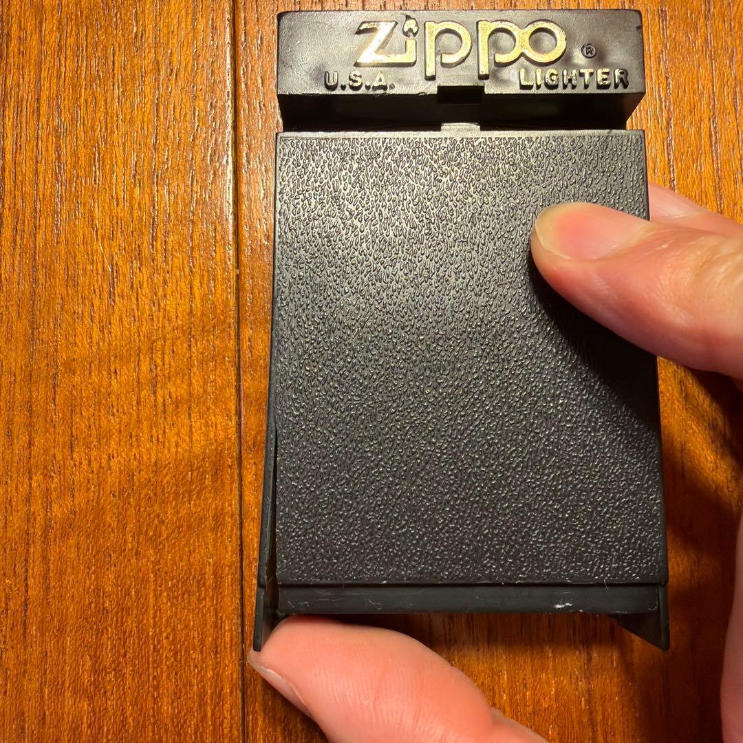 黒夢　Zippoライター コークスクリュー