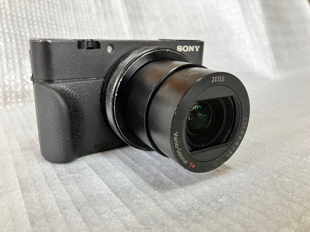 ♫　SONY Cyber-shot DSC-RX100M5