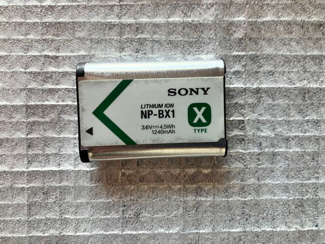 ♫　SONY Cyber-shot DSC-RX100M5