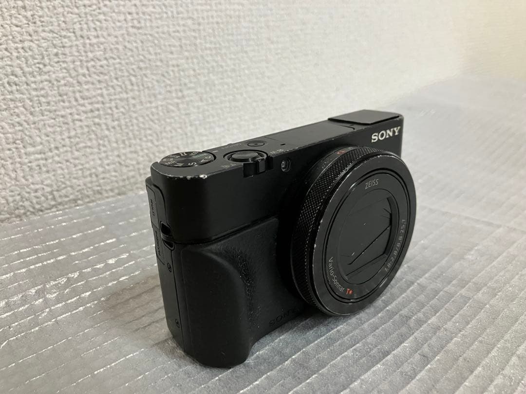 ♫　SONY Cyber-shot DSC-RX100M5