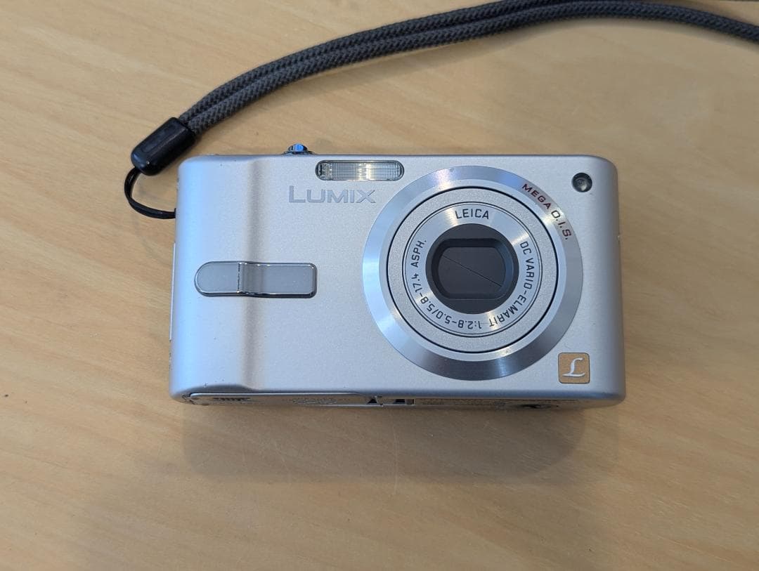 美品　Panasonic DMC-FS1 コンパクトデジタルカメラ