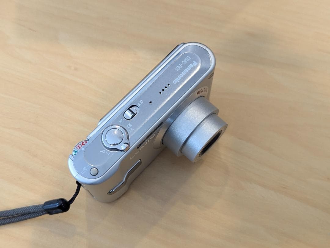 美品　Panasonic DMC-FS1 コンパクトデジタルカメラ