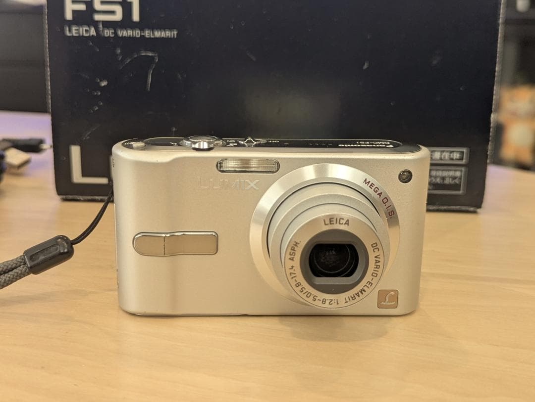 美品　Panasonic DMC-FS1 コンパクトデジタルカメラ
