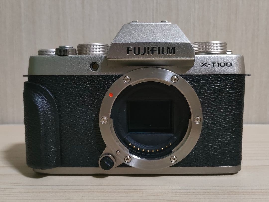【最終値下げ】FUJIFILM X-T100 16-50mmレンズ付き