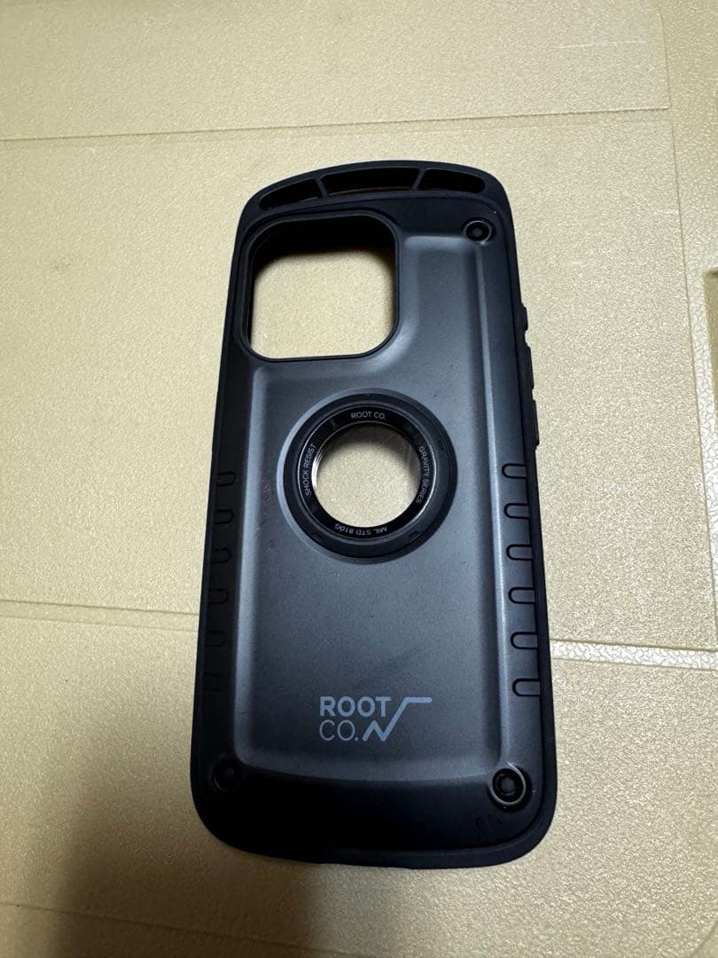 ROOT CO. GRAVITY Shock Resistケース.ストラップ付き