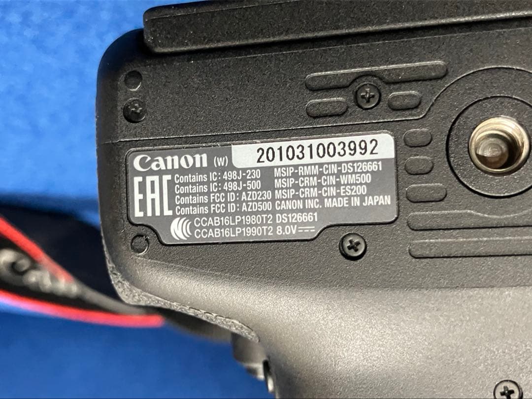 【O】Canon kiss x9i シャッター確認済み デジタル一眼レフカメラ