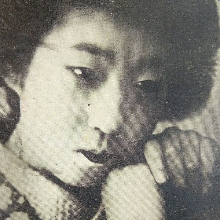 日本人？　日本？　昔の日本人？　女性　美少女　人形　絵葉書　2枚セット