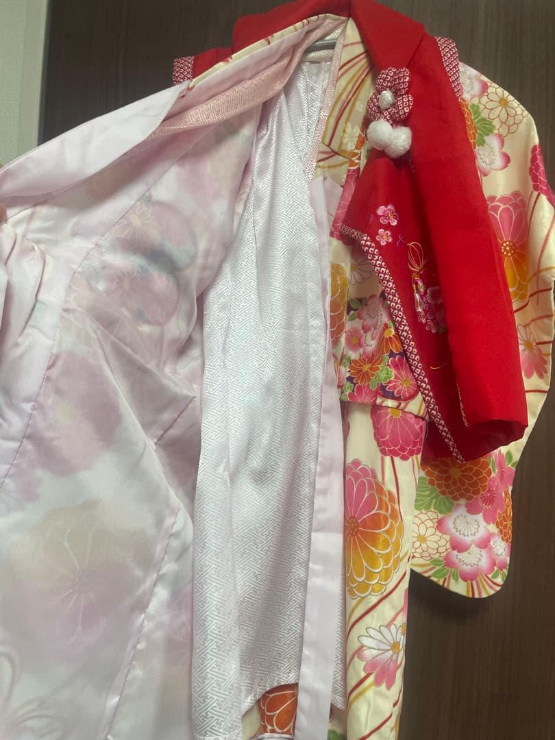 七五三用赤と花柄着物