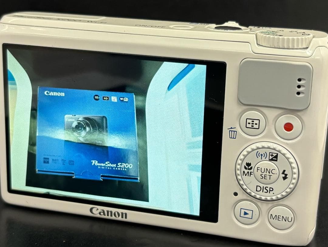【美品Canon キャノンPowerShotS200セブンイレブン限定モデル