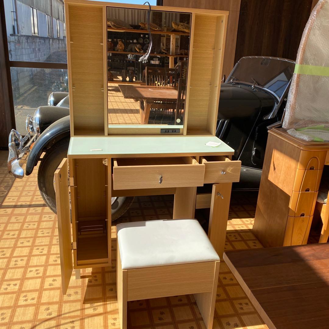 ドレッサー・鏡台 Furniture Dresser