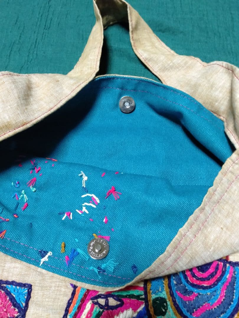 未使用【タイの手刺繍バッグ】リネン地・しっかり目の裏布付・一点物