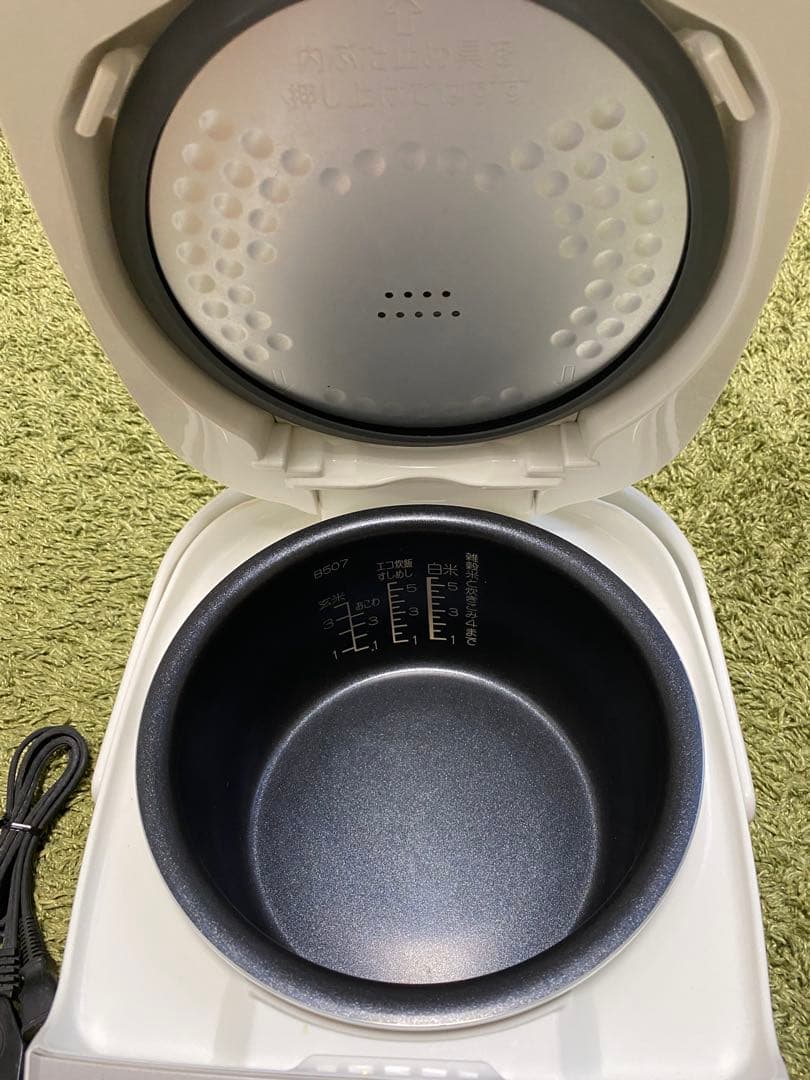 象印　Zojirushi NL-DS10 炊飯器