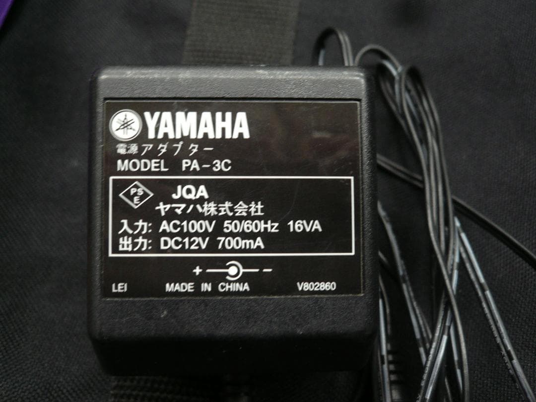 中古YAMAHA電子ピアノ 光ナビゲーション 61鍵盤 EZ-J24　　値引不可